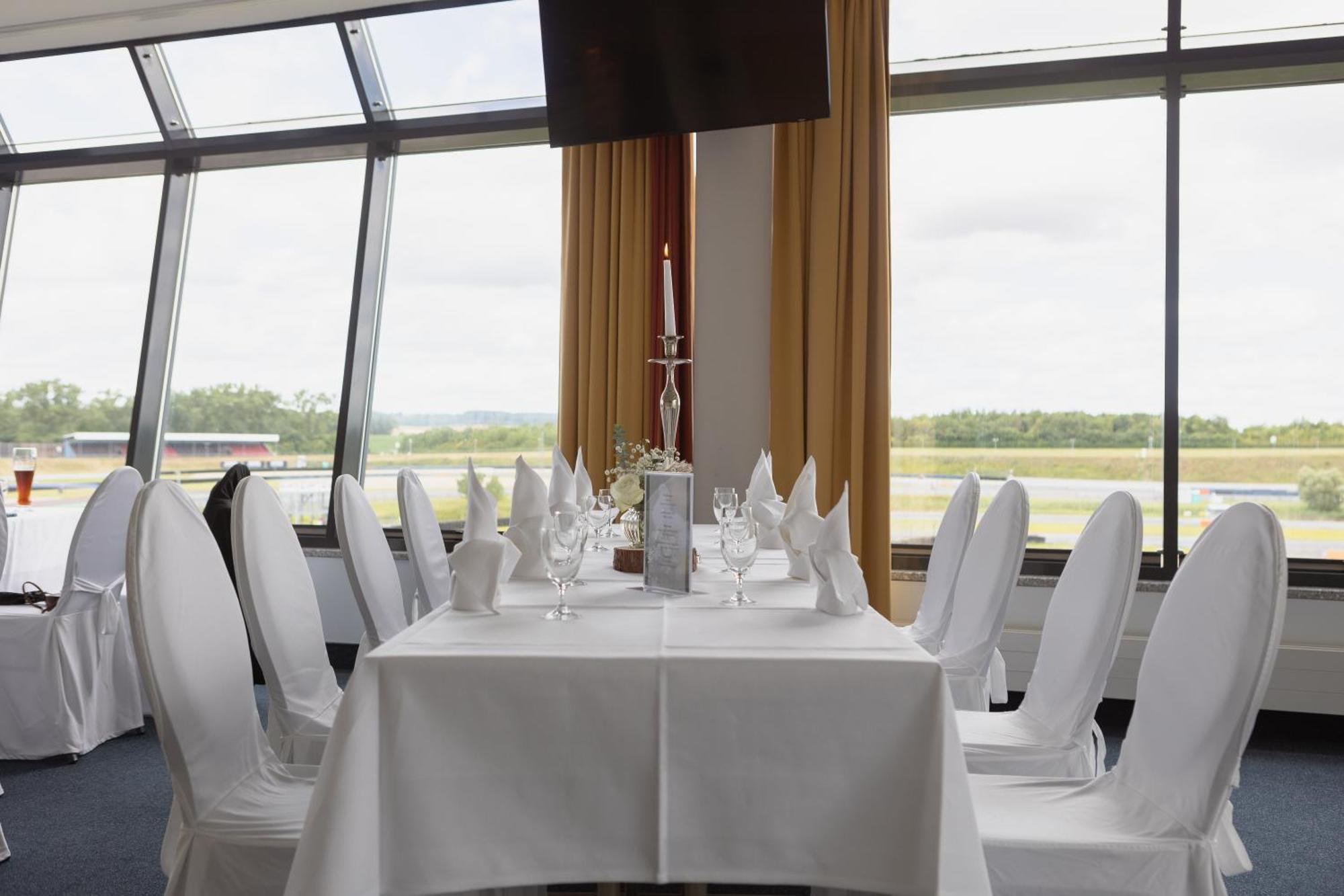 Hotel Motorsport Arena Oschersleben Extérieur photo